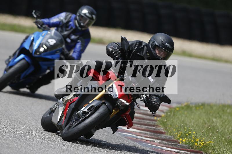 /27 12.06.2025 Ducati Schweiz Trackday Warmup  ADR/gruen-vert/4